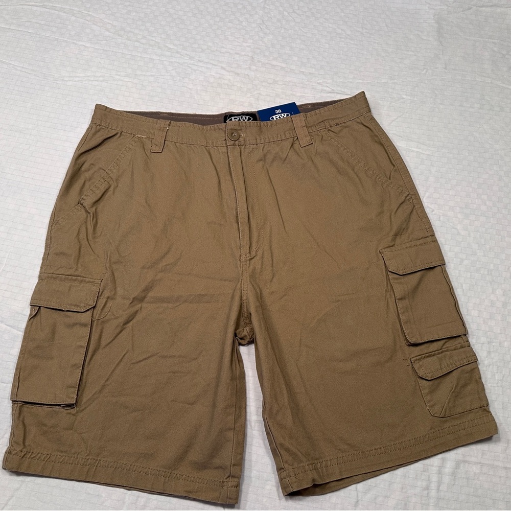 Men's Khaki Size 38 Cargo Shorts NEW